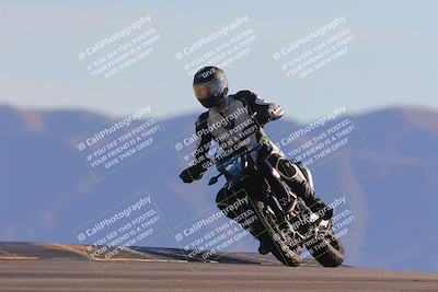 media/Nov-06-2023-Moto Forza (Mon) [[ce023d0744]]/4-Beginner Group/Session 5 (Turn 9)/